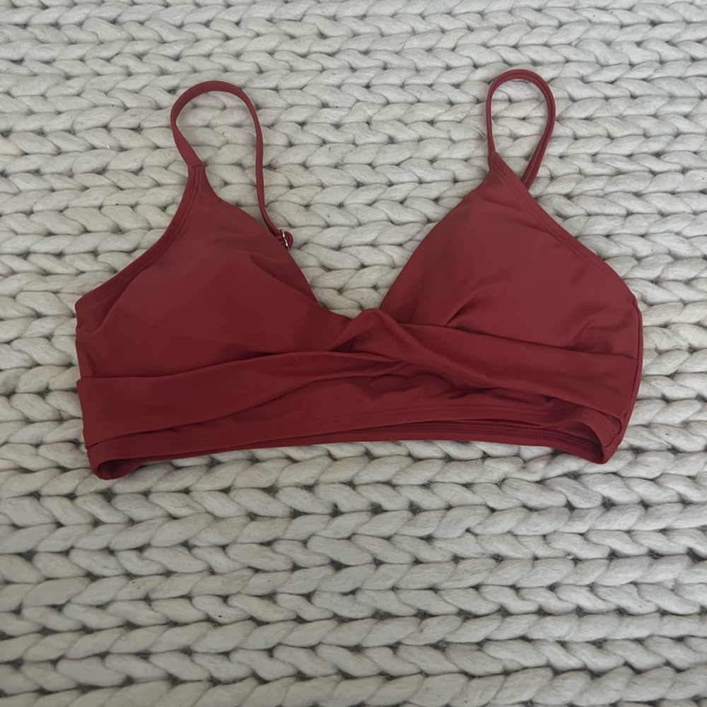 Cupshe Rust Twist-Front Bikini Top